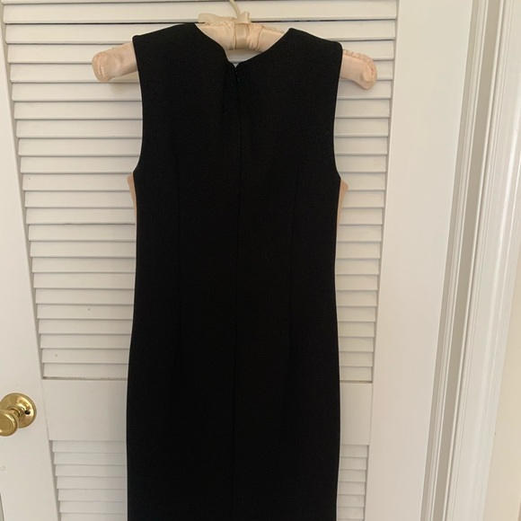 Color block dress - Picture 2 of 3